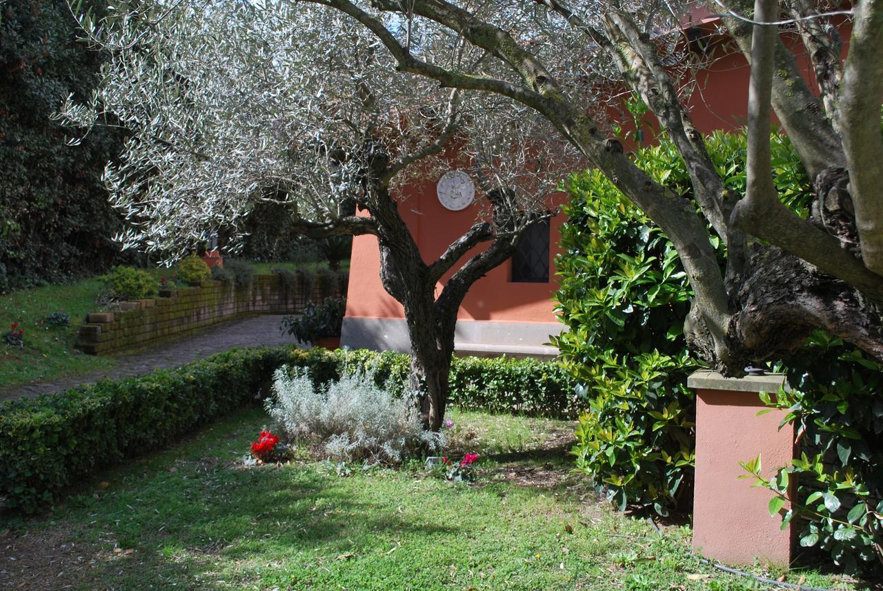 Lägenhetshotell Casale Mostacciano 3*