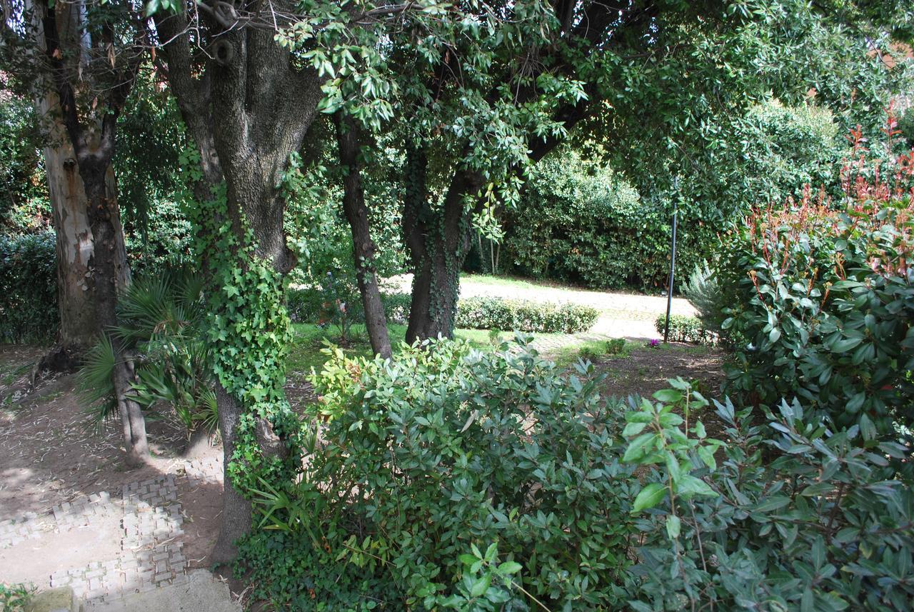 Casale Mostacciano Lägenhetshotell