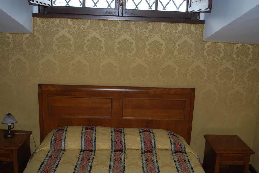 Lägenhetshotell Casale Mostacciano 3*